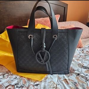 NWT Valentino Leather Tote VA3214